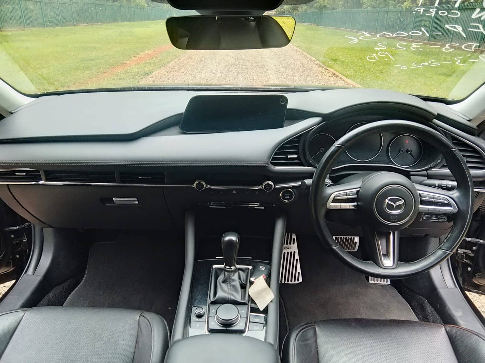Car photo 2