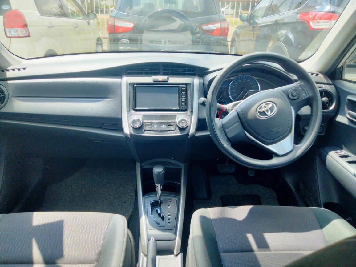 Car photo 5