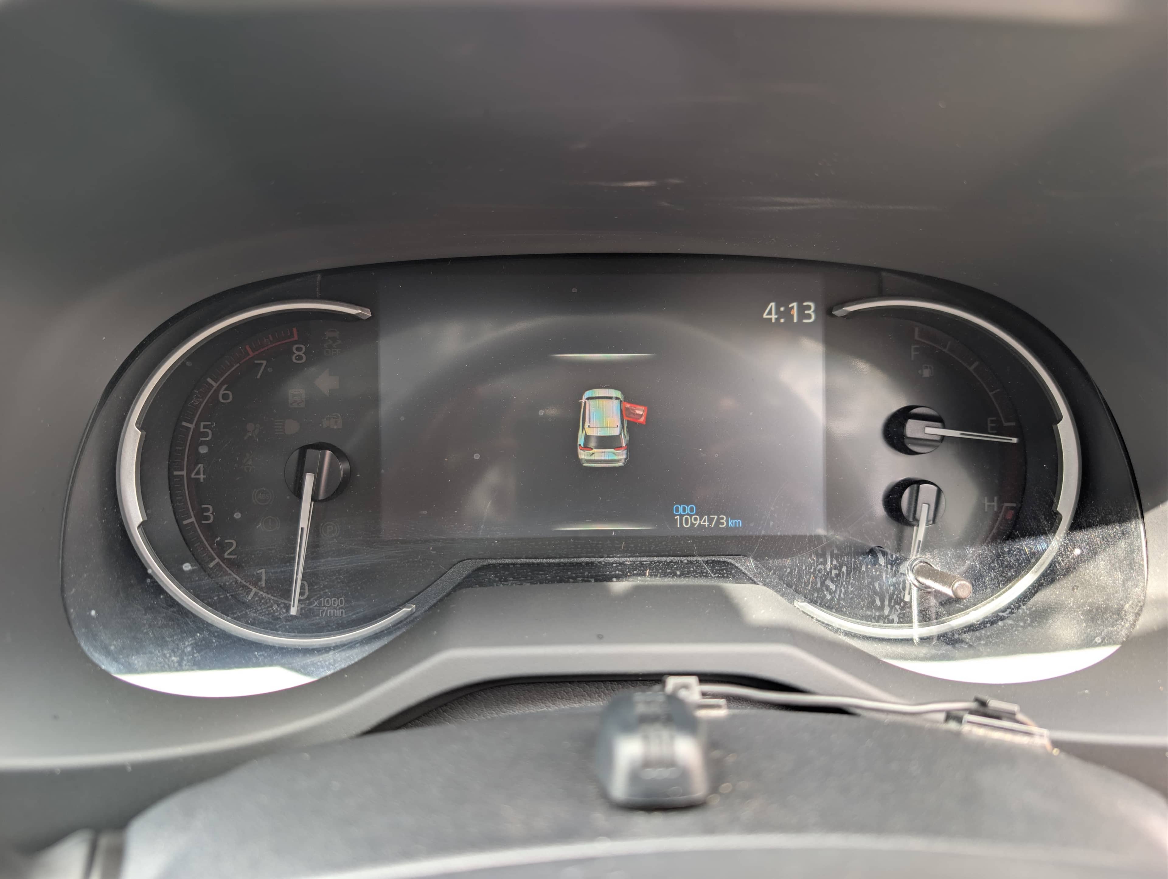 Car photo 9