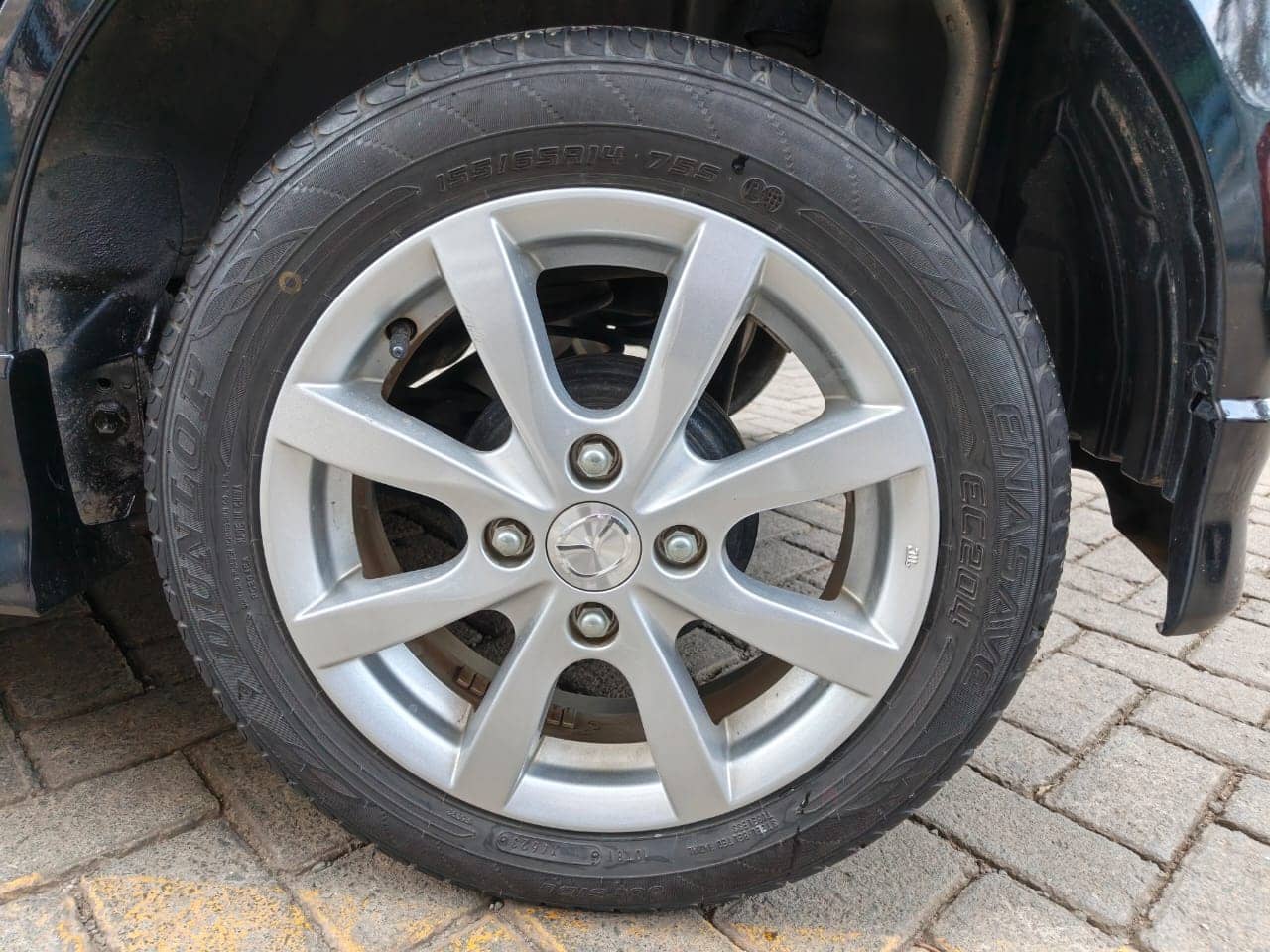 Car photo 5