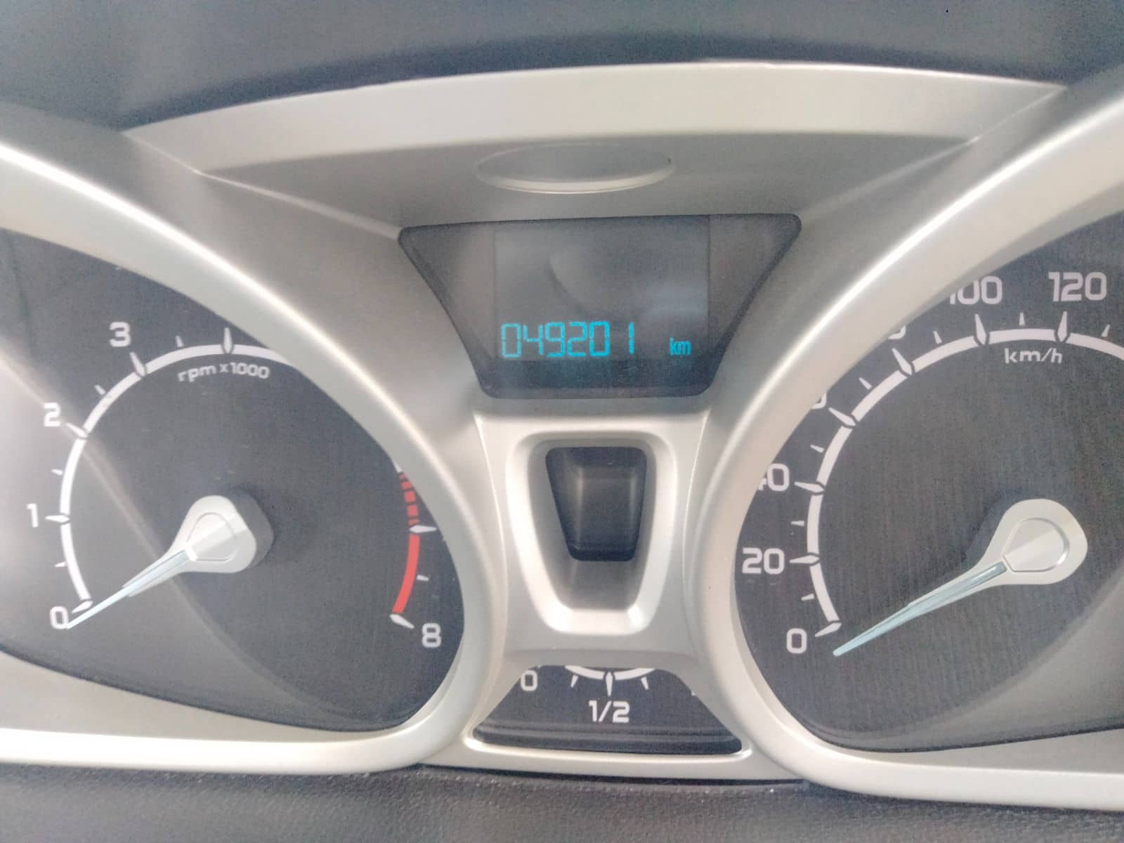 Car photo 4