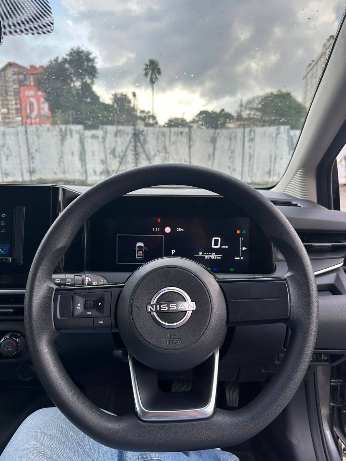 Car photo 8