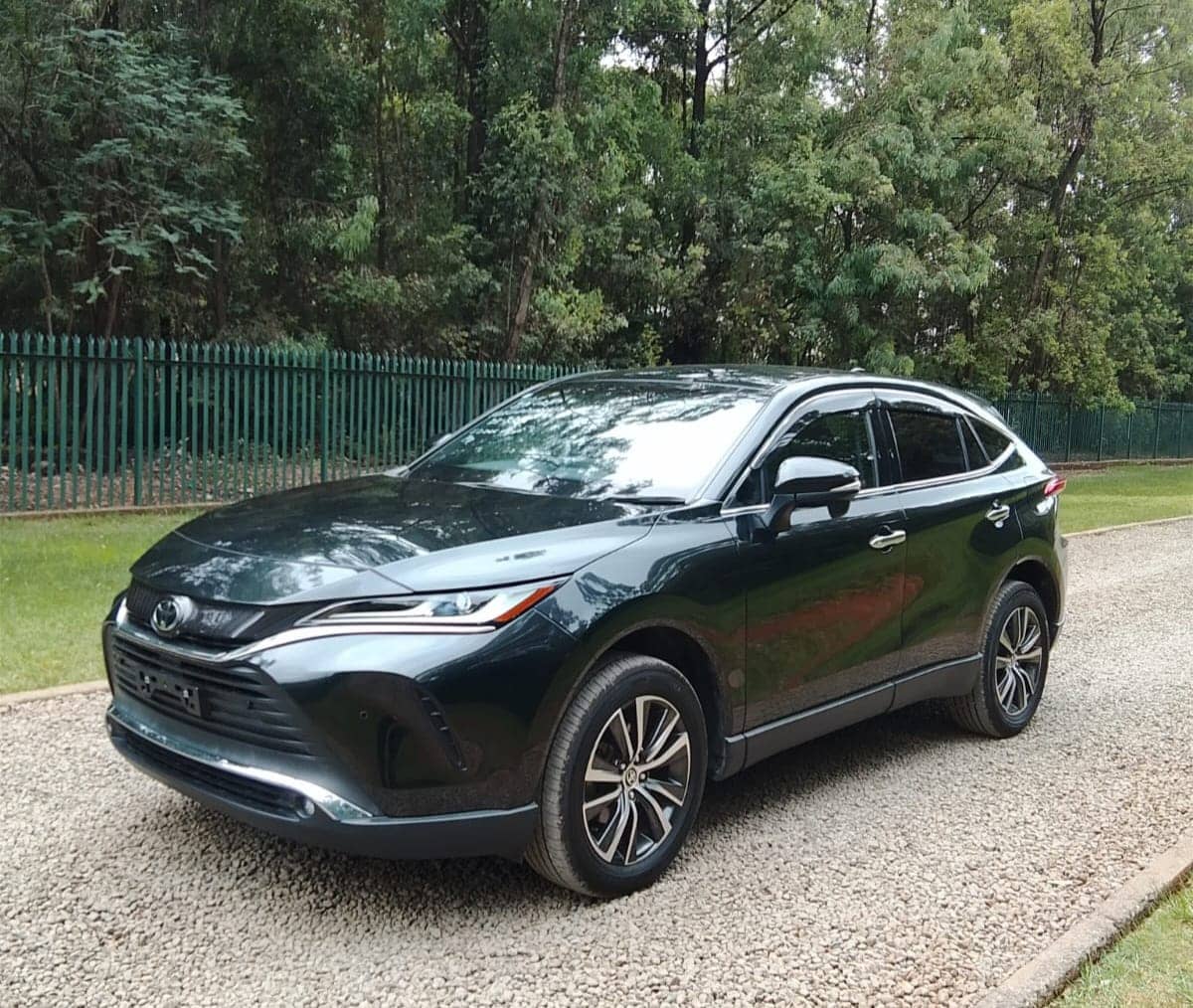 Car photo 9