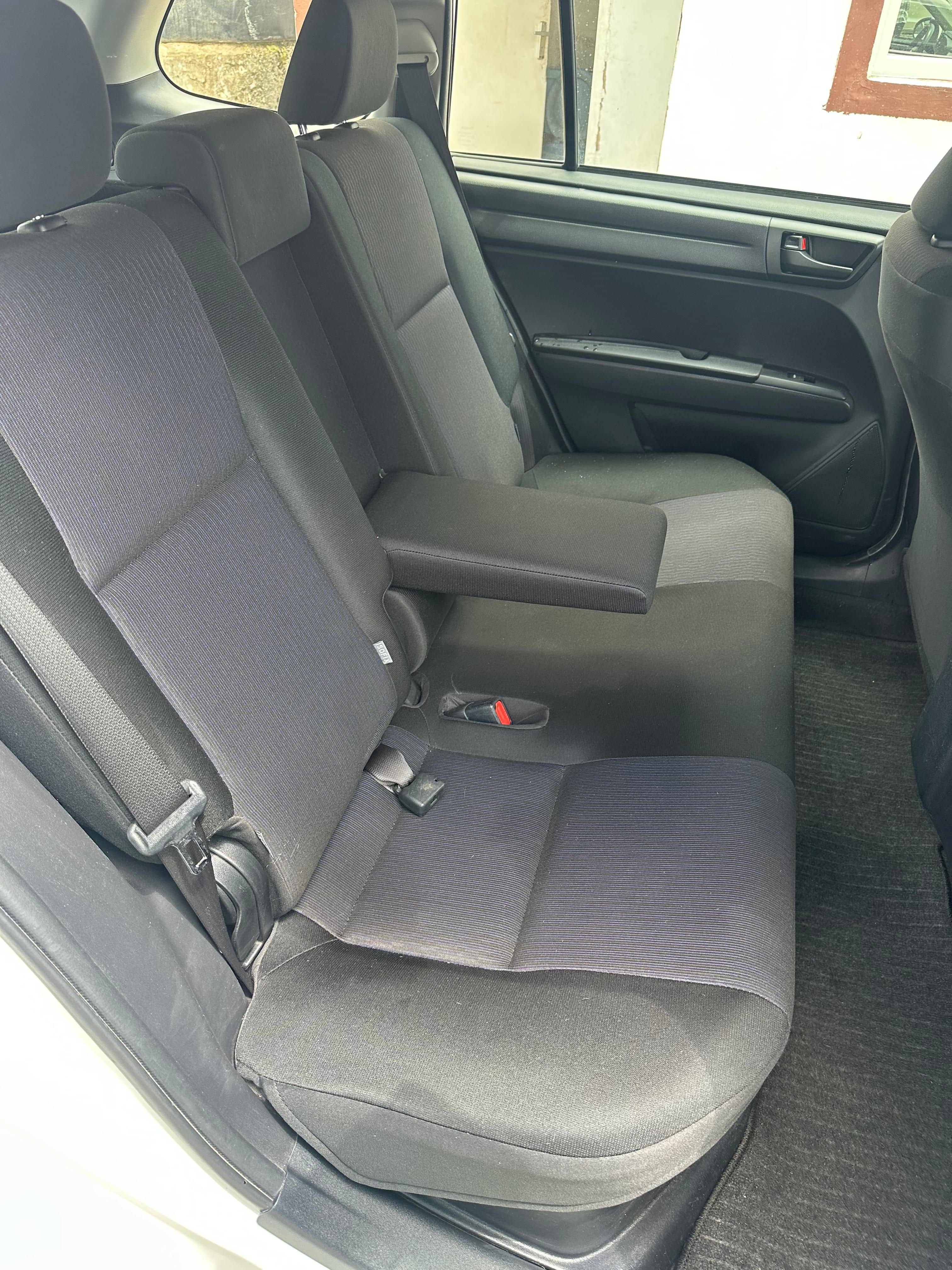 Car photo 7