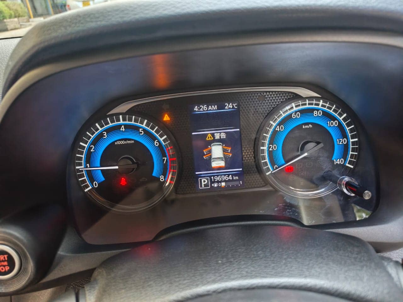 Car photo 12