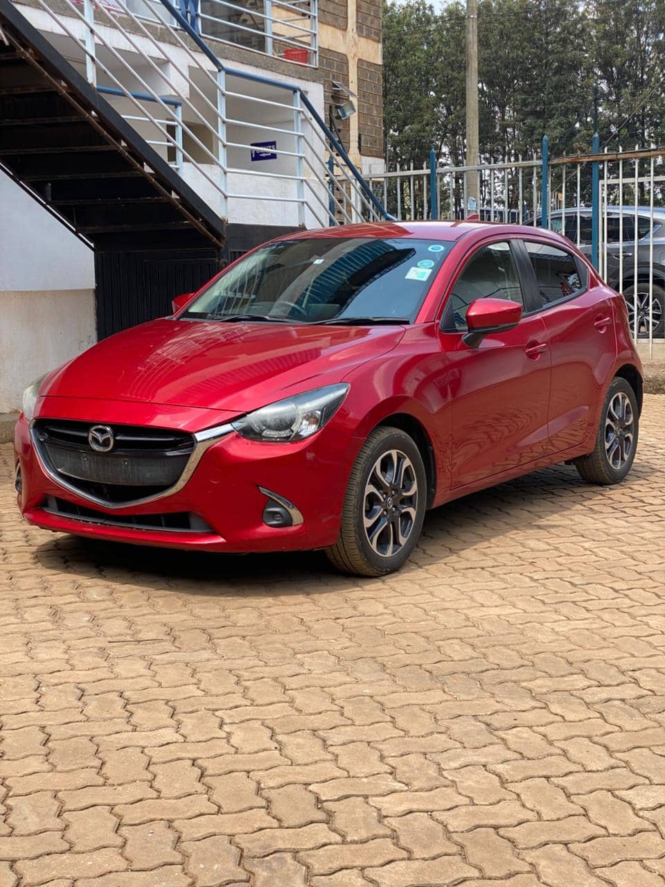 Car photo 2