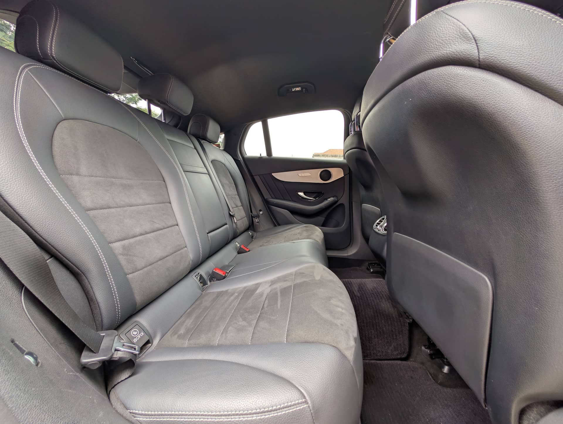 Car photo 7