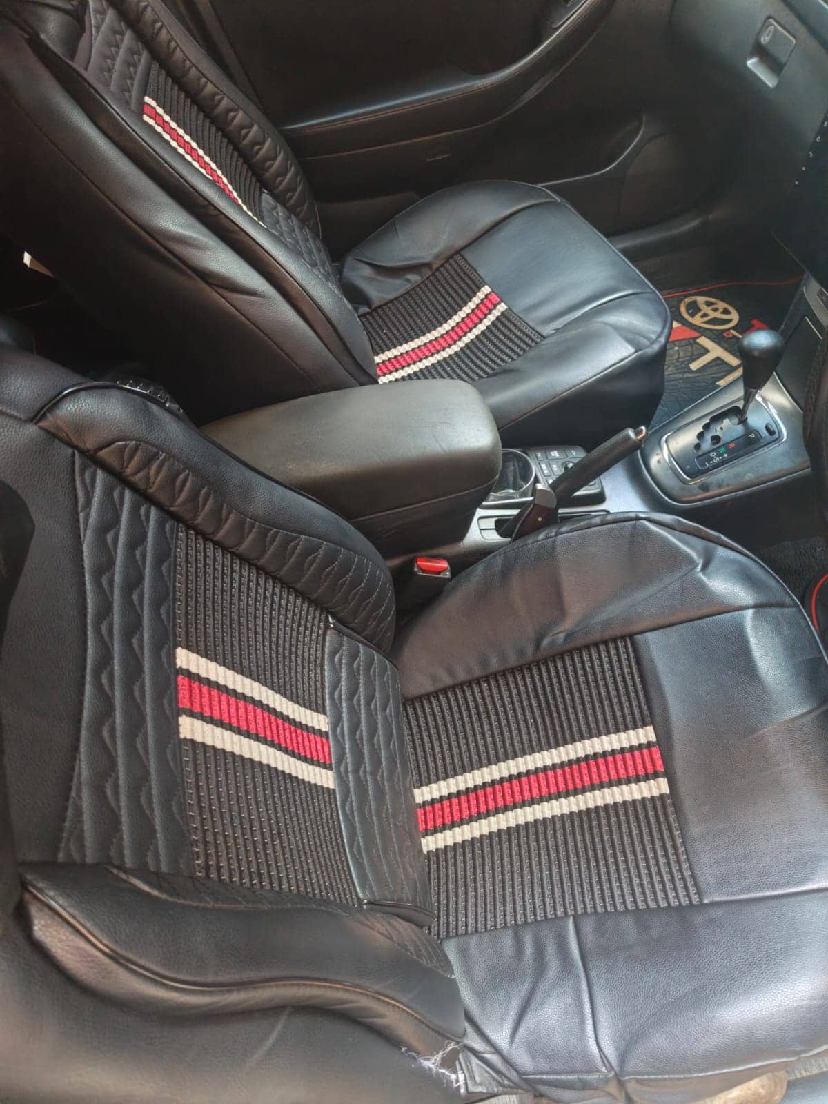 Car photo 5
