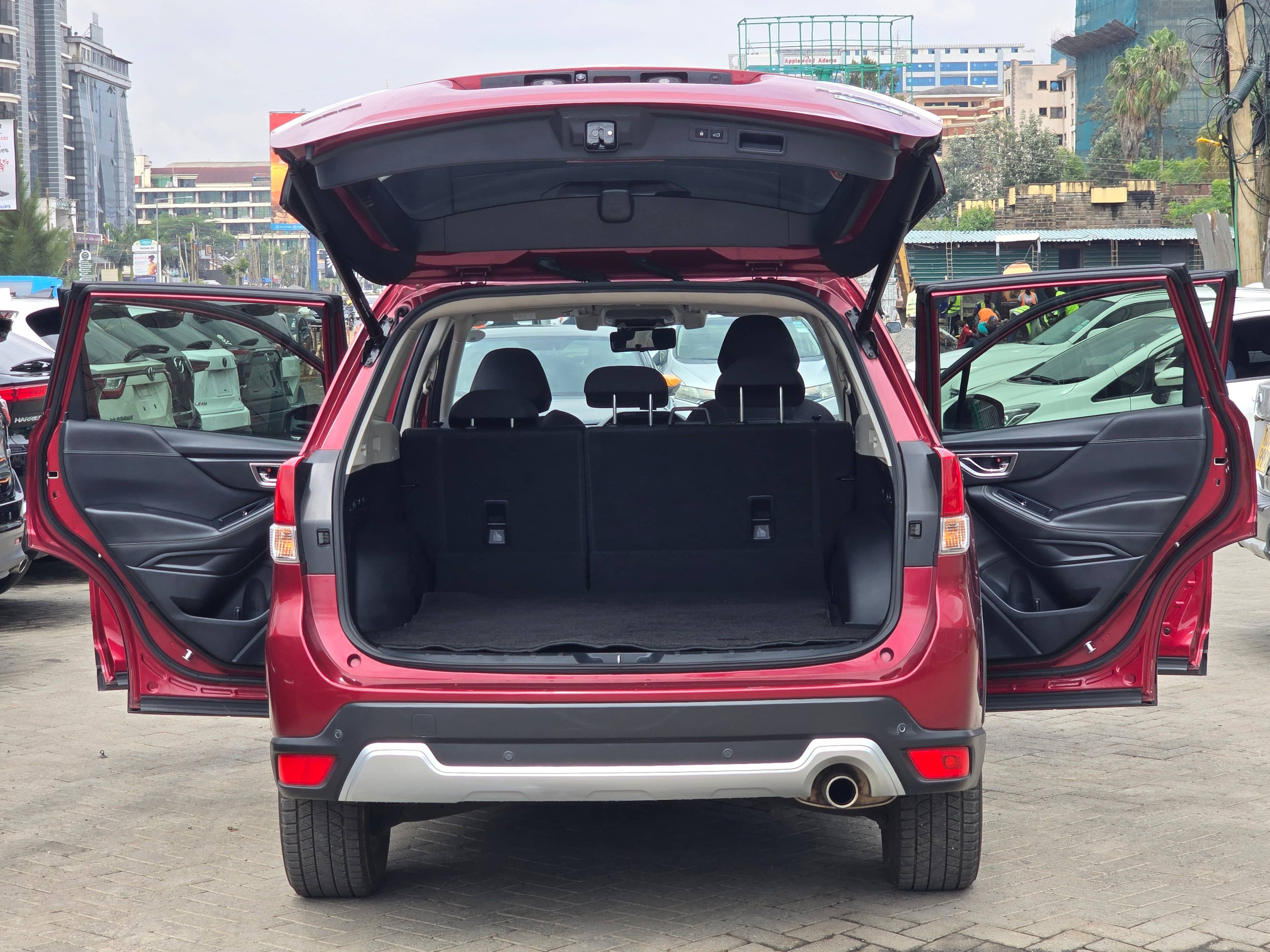 Car photo 6