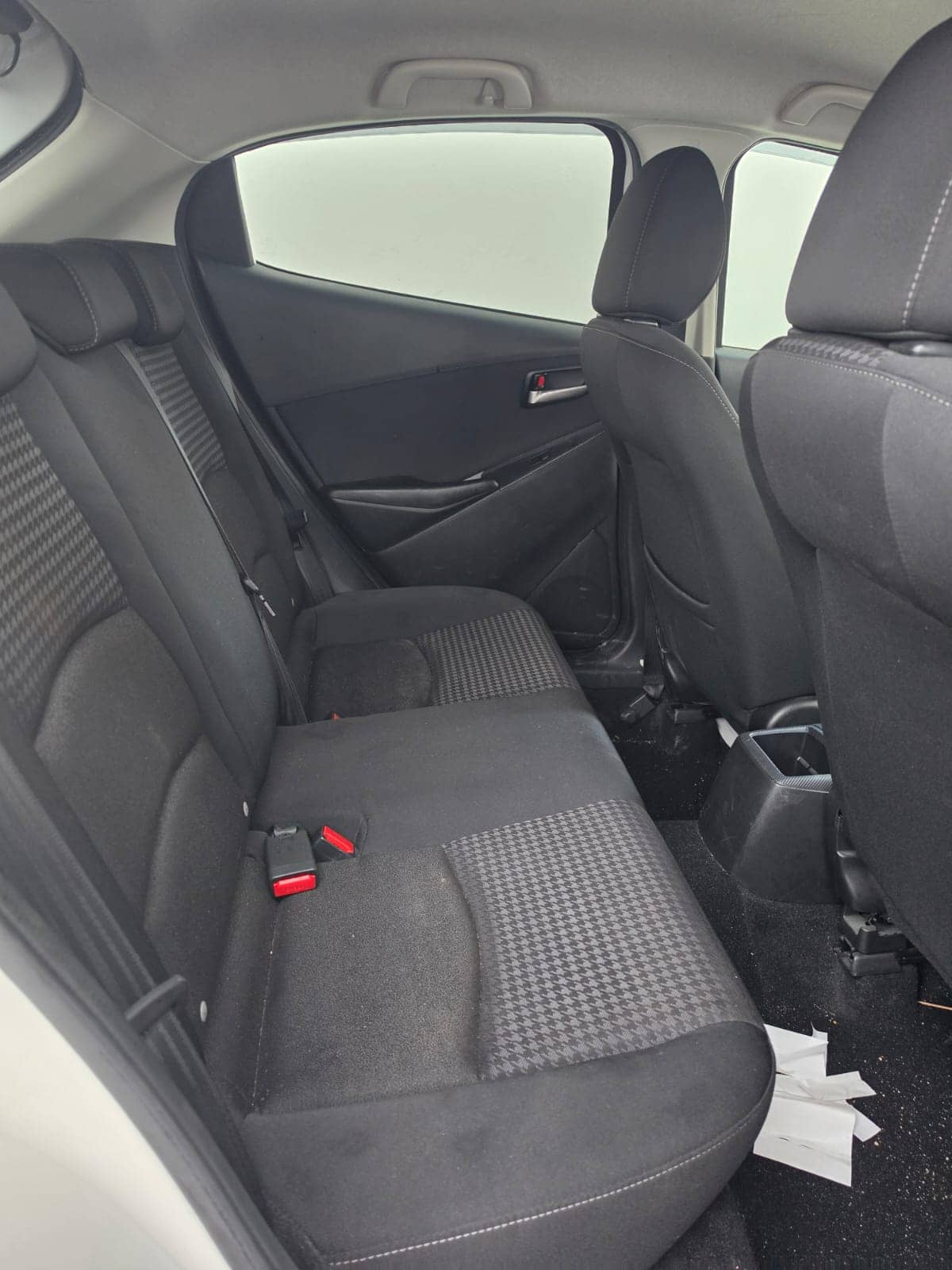 Car photo 6