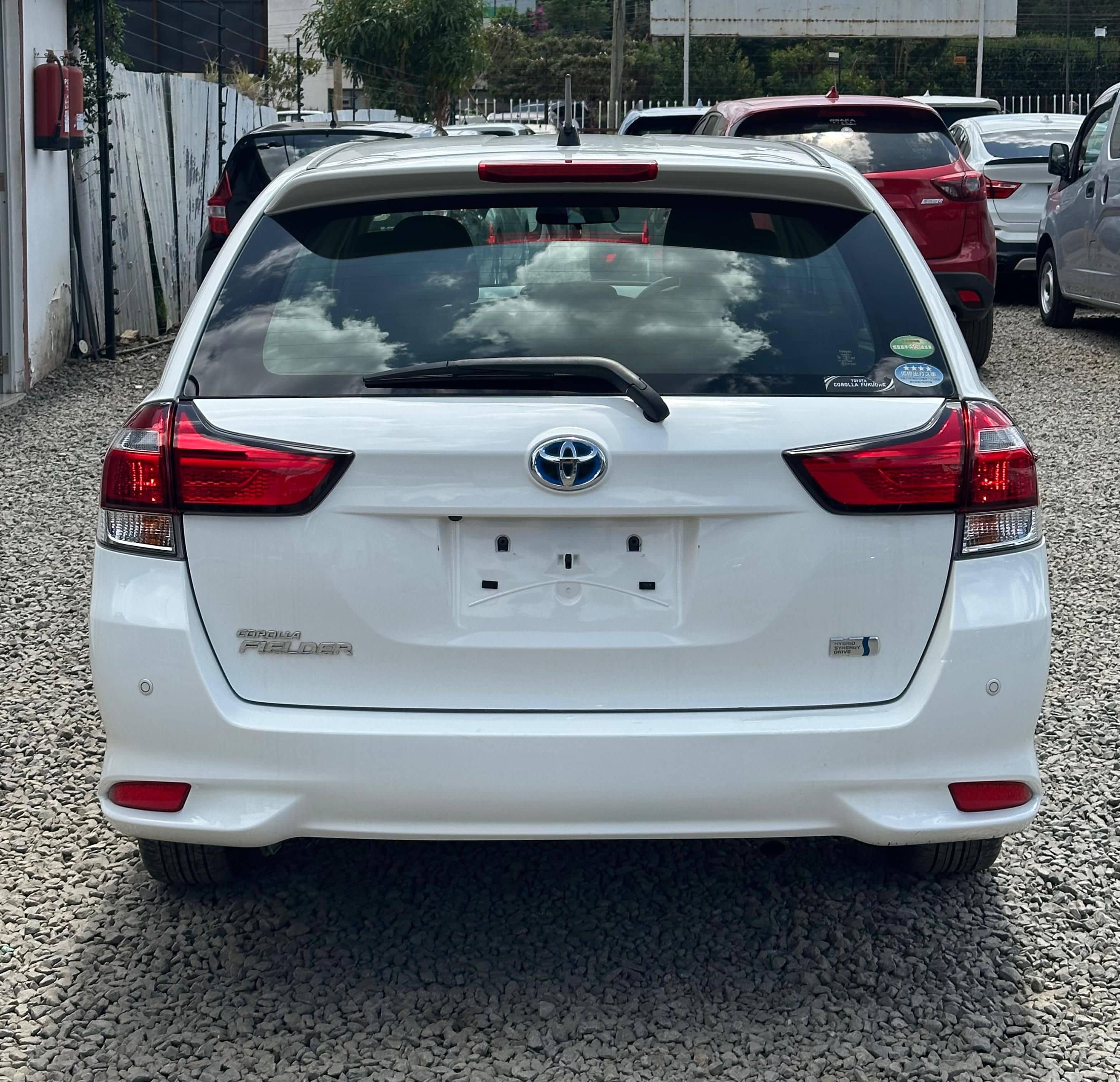 Car photo 3