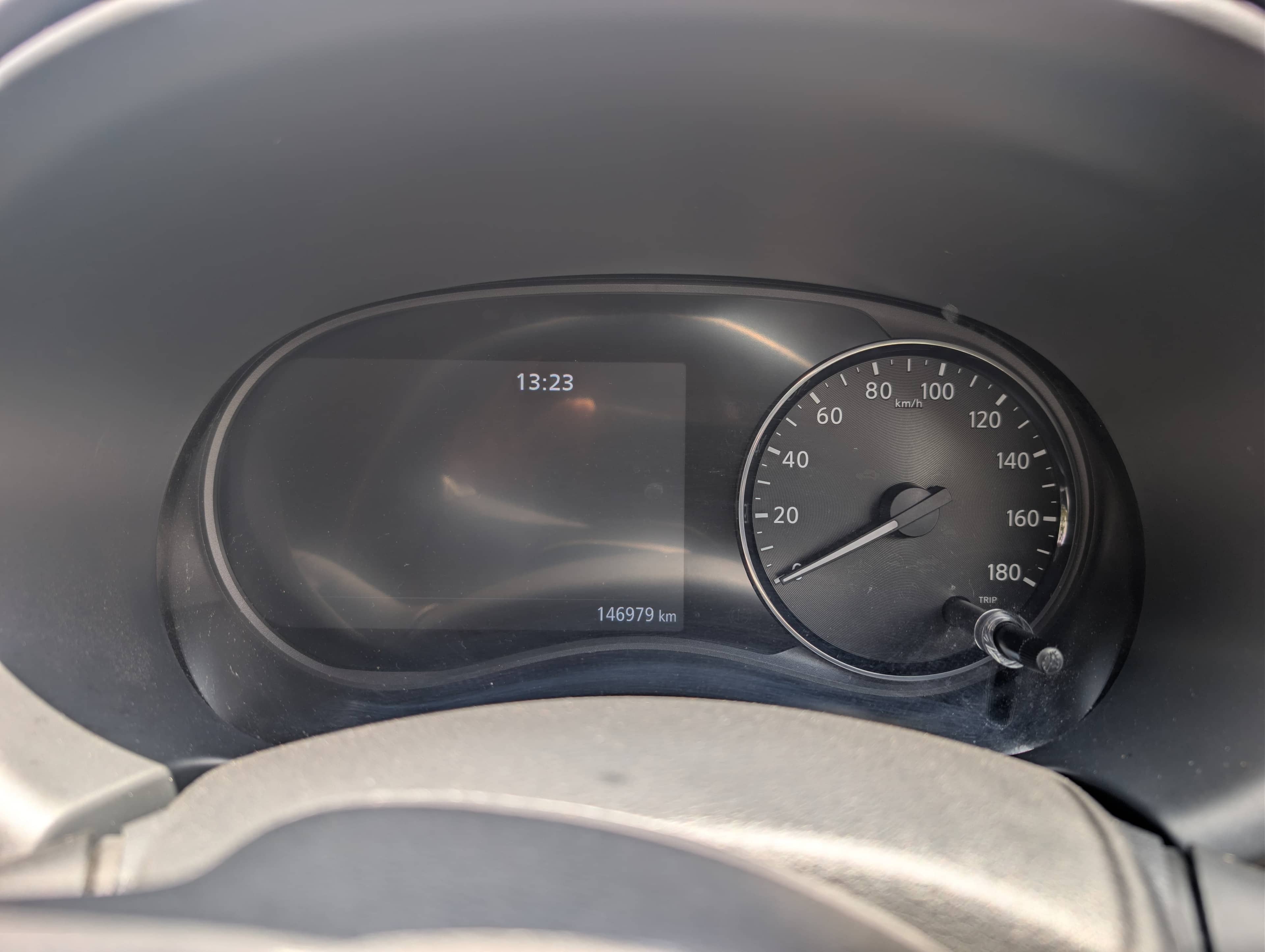 Car photo 10
