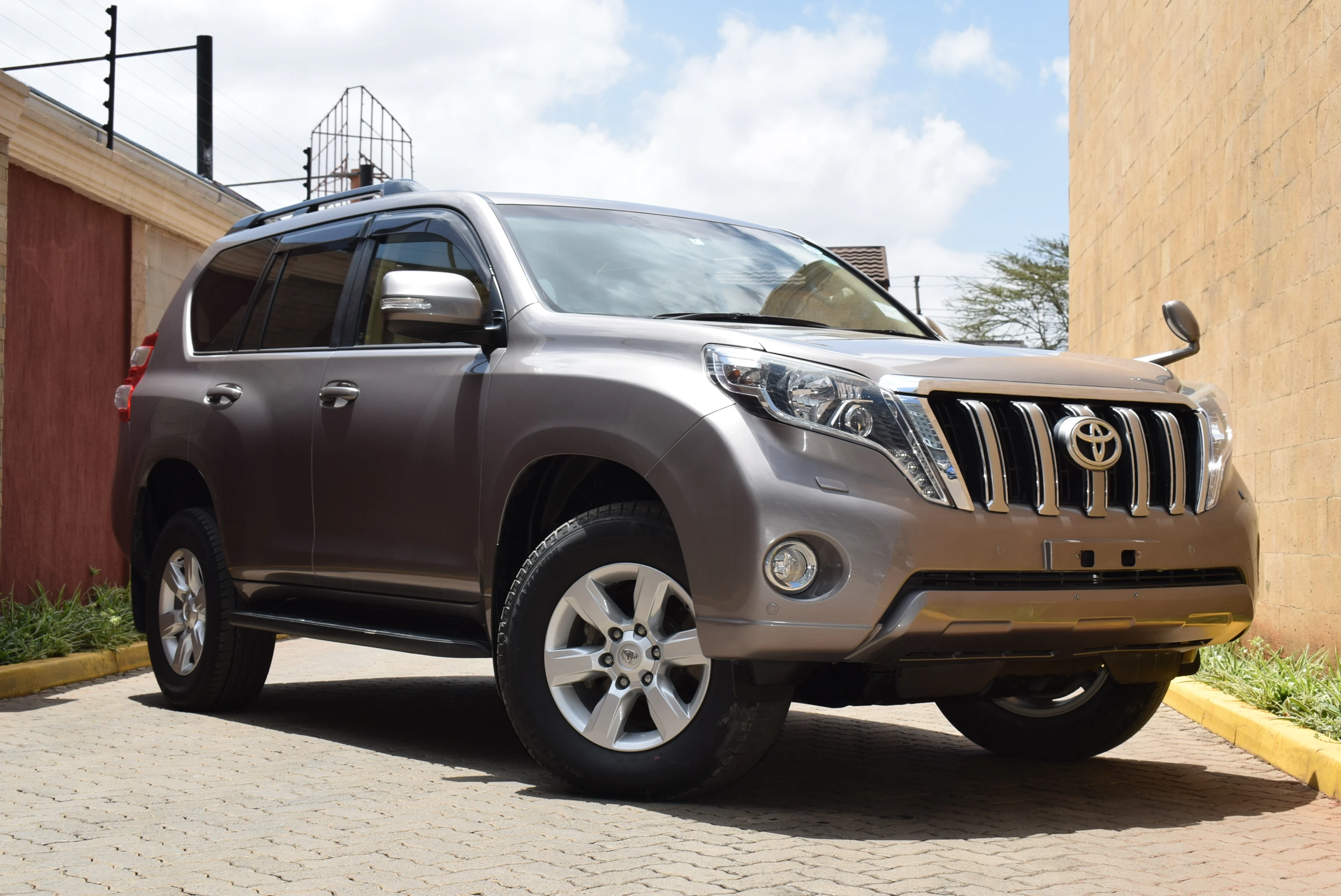 TOYOTA LAND CRUISER PRADO TXL GDJ150