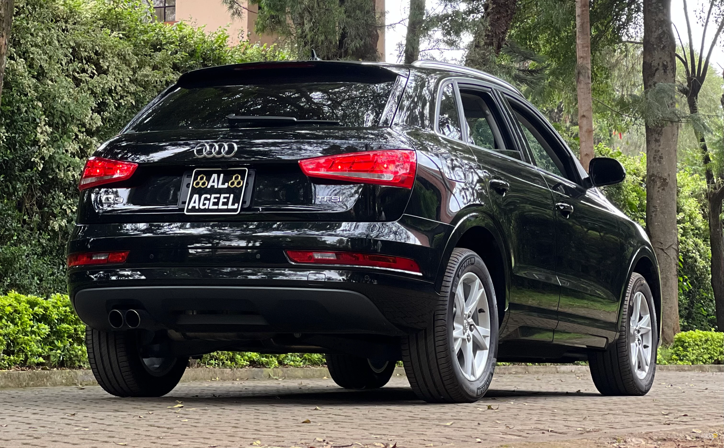 AUDI Q3